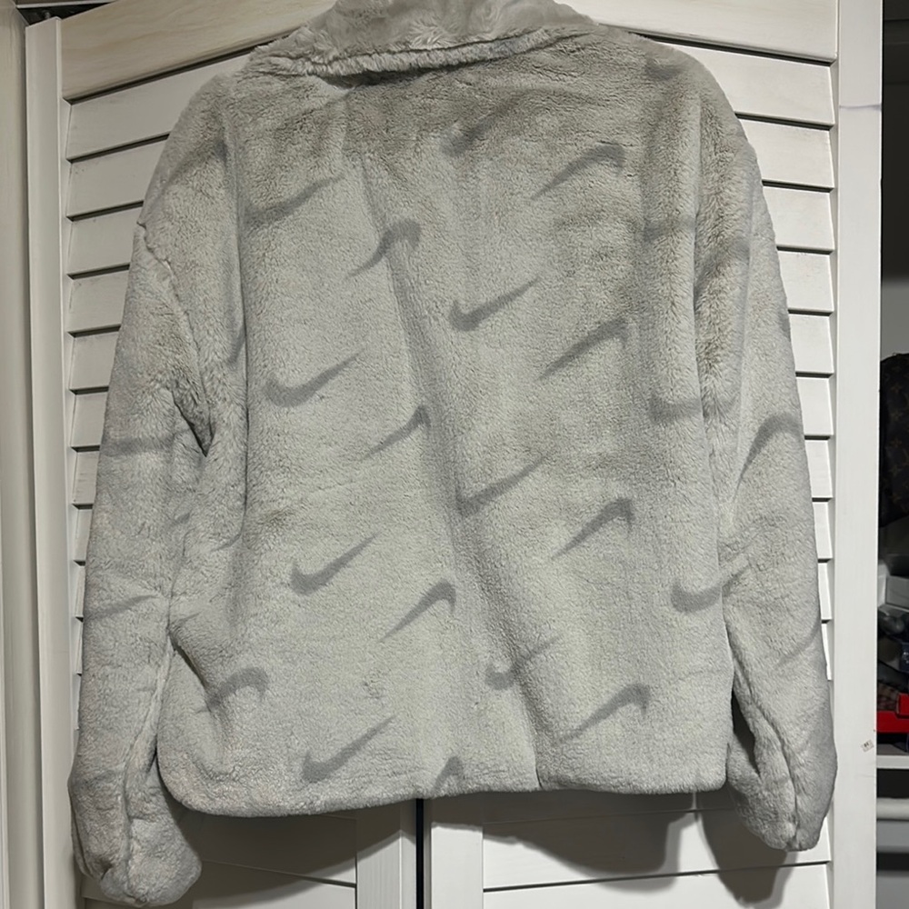 Nike Women's Gray Fleece Jacket - Picture 3 of 3